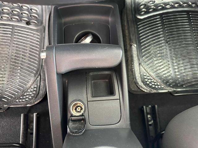 RENAULT Kangoo usata, con Sensori di parcheggio posteriori