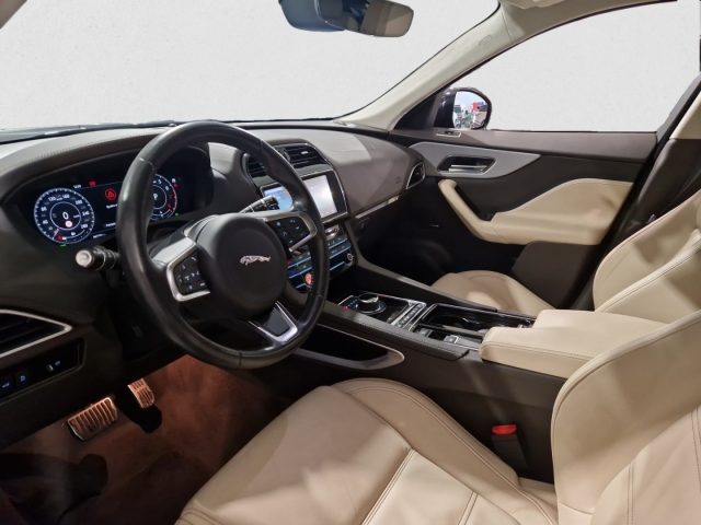 JAGUAR F-Pace usata, con Cronologia tagliandi