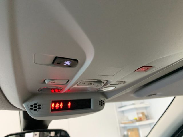 PEUGEOT Rifter usata, con Fari LED