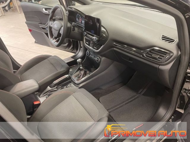 FORD Fiesta usata, con Autoradio
