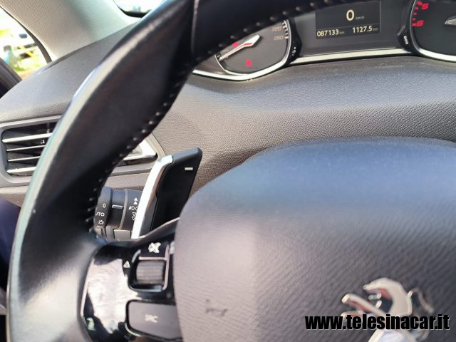 PEUGEOT 308 usata, con Specchietti laterali elettrici