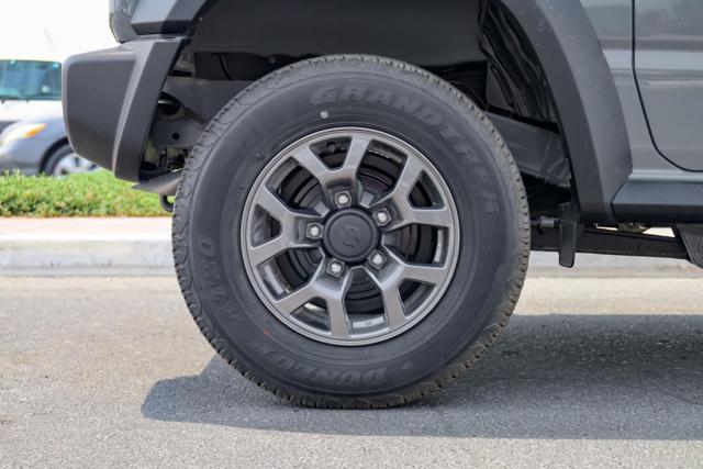 SUZUKI Jimny usata, con Fendinebbia