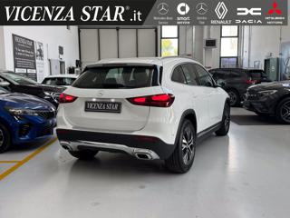MERCEDES-BENZ GLA 200 usata, con Airbag