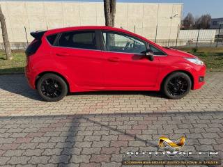 FORD Fiesta usata, con Autoradio