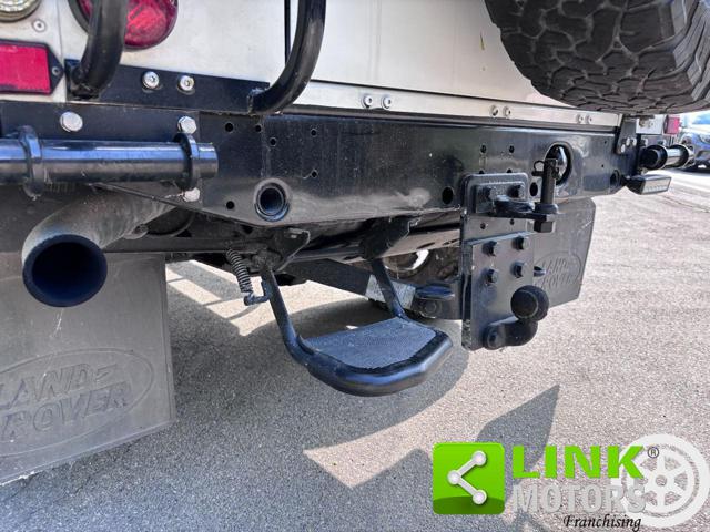 LAND ROVER Defender usata 31
