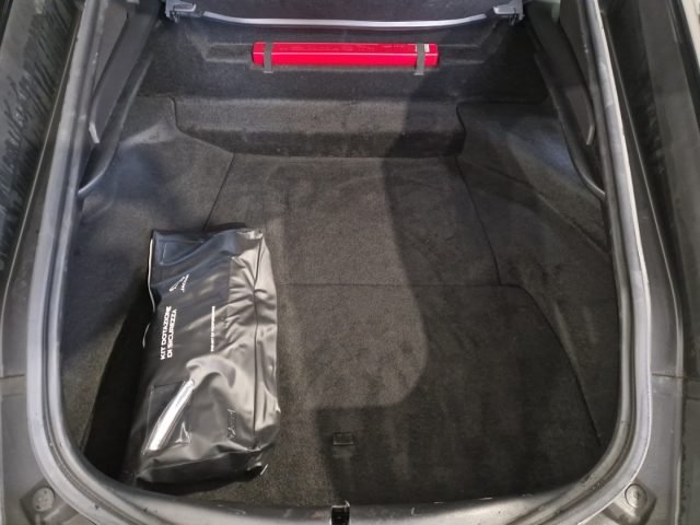 JAGUAR F-Type usata, con Luci diurne LED