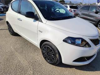 LANCIA Ypsilon usata, con ESP