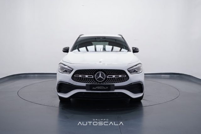 MERCEDES-BENZ GLA 200 usata, con Airbag
