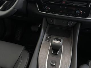 NISSAN Qashqai usata, con Touch screen