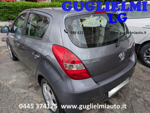 HYUNDAI i20 usata, con Alzacristalli elettrici