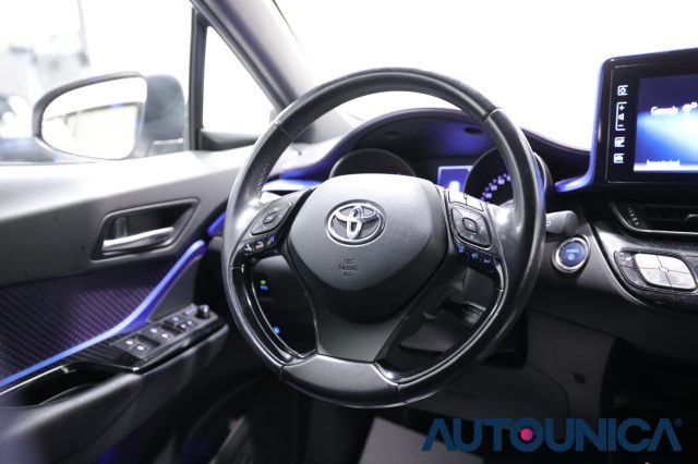 TOYOTA C-HR usata, con Luci diurne