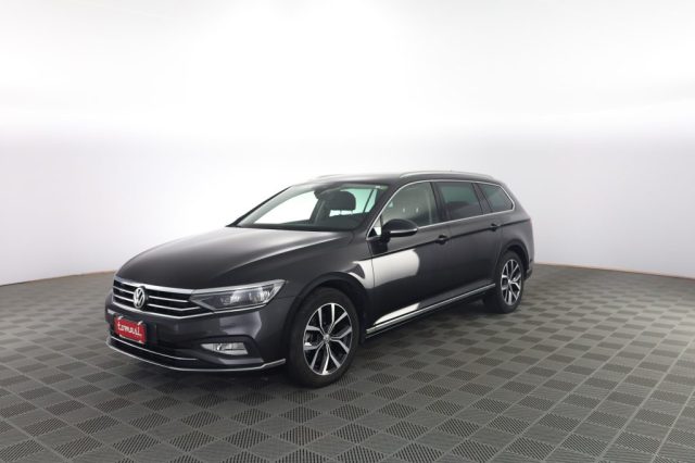 VOLKSWAGEN Passat usata 6
