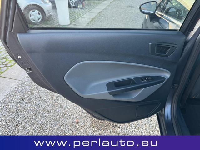 FORD Fiesta usata, con Fendinebbia
