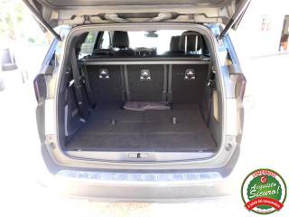PEUGEOT 5008 usata, con Sensore di luce