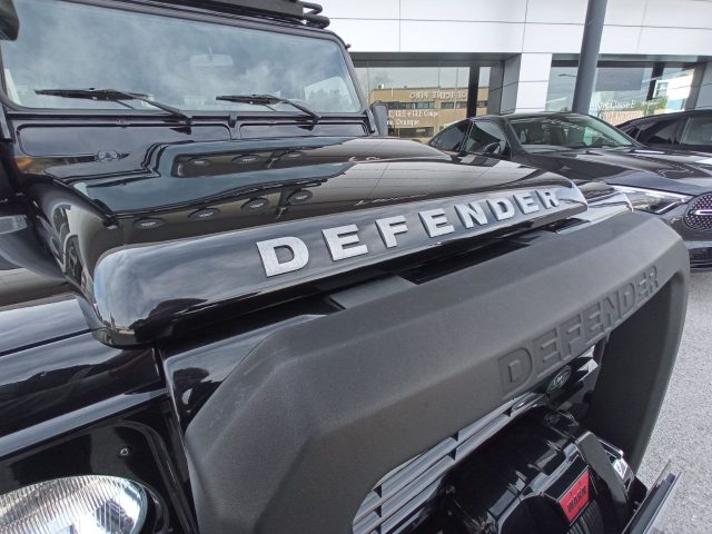 LAND ROVER Defender usata 23