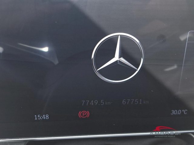 MERCEDES-BENZ GLC 220 usata 10