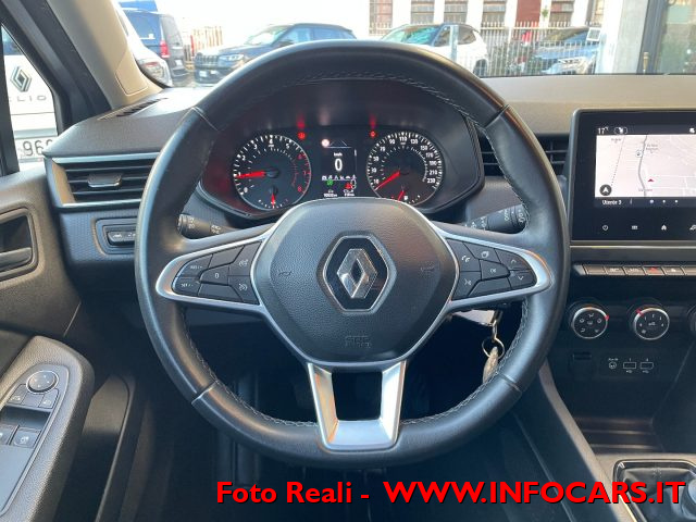RENAULT Clio usata, con Park Distance Control