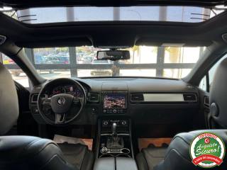 VOLKSWAGEN Touareg usata, con Chiusura centralizzata