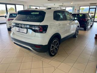 VOLKSWAGEN T-Cross usata, con Autoradio