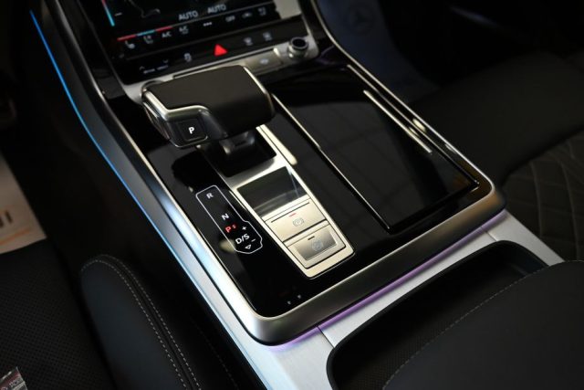 AUDI Q8 usata 50