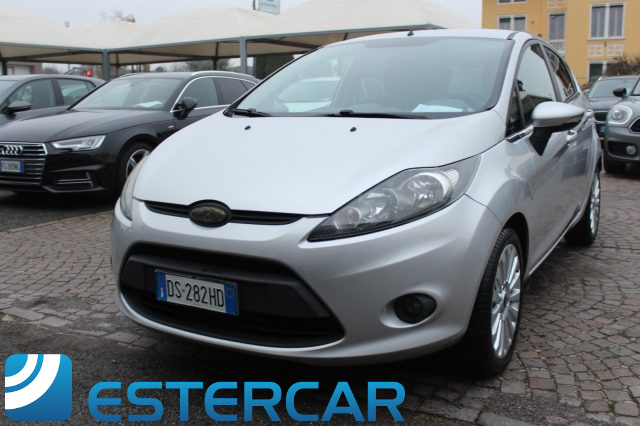 FORD Fiesta usata, con ABS