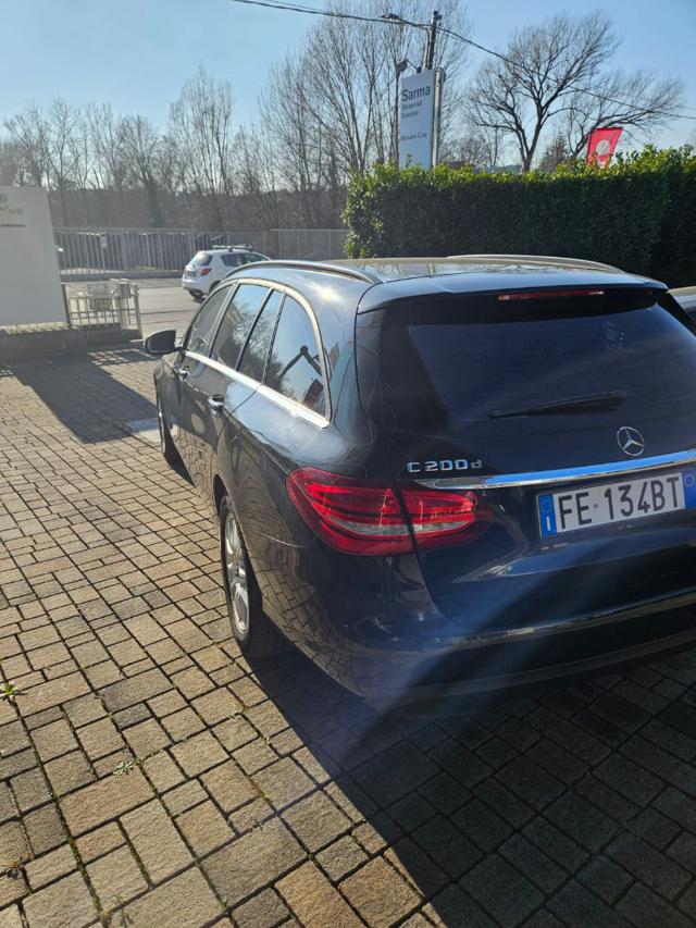 MERCEDES-BENZ C 200 usata, con Autoradio
