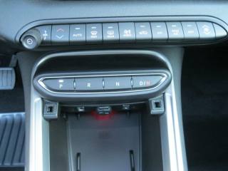 JEEP Avenger usata, con Leve al volante