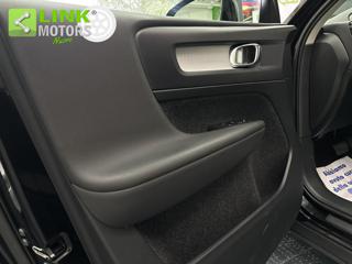 VOLVO XC40 usata 12