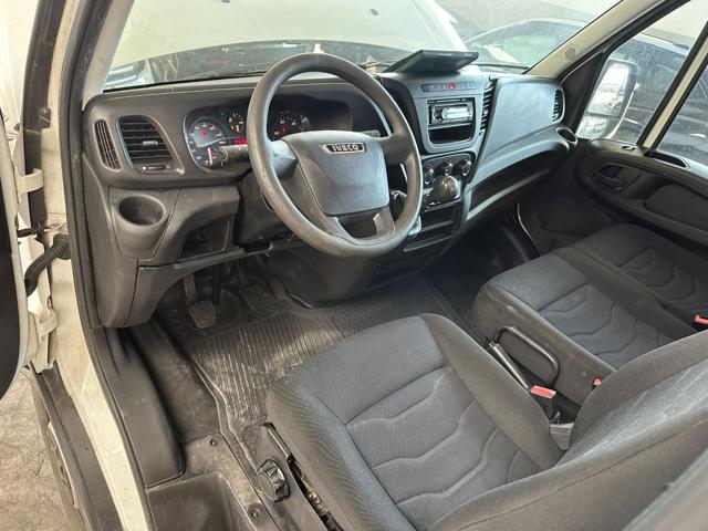 IVECO Daily usata 10