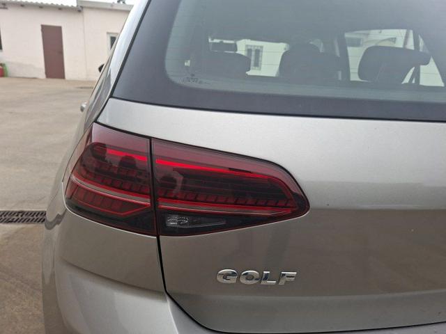 VOLKSWAGEN Golf usata, con Sensori di parcheggio posteriori
