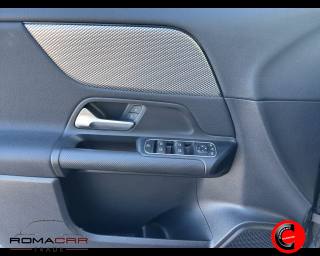 MERCEDES-BENZ GLA 180 usata, con Controllo elettronico della corsia