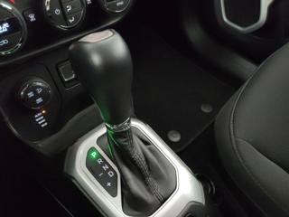 JEEP Renegade usata, con USB