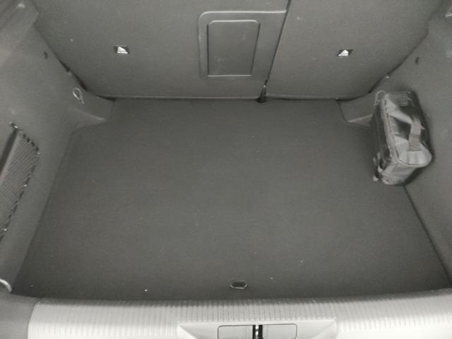 PEUGEOT 308 usata, con Sedile posteriore sdoppiato