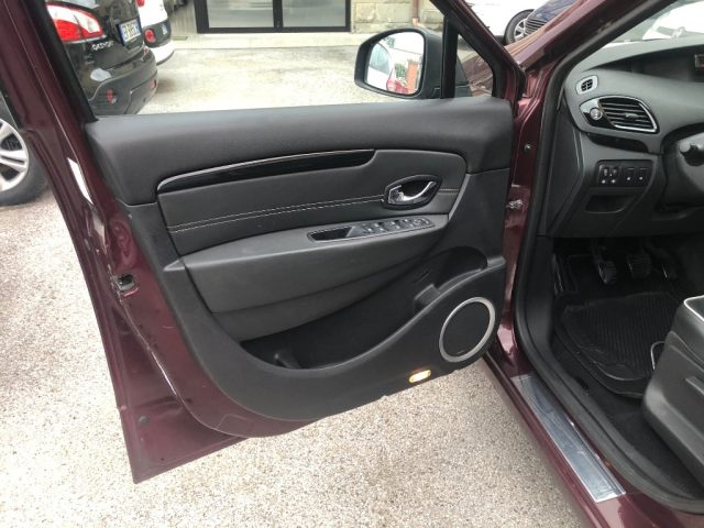 RENAULT Scenic usata, con Bluetooth