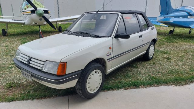 PEUGEOT 205 usata 0
