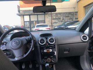 OPEL Corsa usata, con Climatizzatore