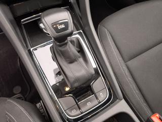 SKODA Karoq usata, con Sedile posteriore sdoppiato