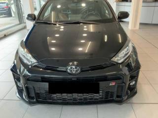 TOYOTA Yaris usata, con Alzacristalli elettrici