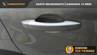 RENAULT Captur usata, con Telecamera per parcheggio assistito
