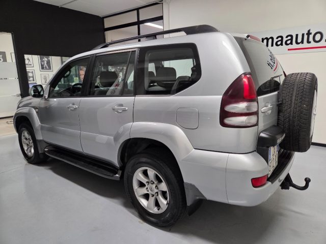 TOYOTA Land Cruiser usata, con Autoradio