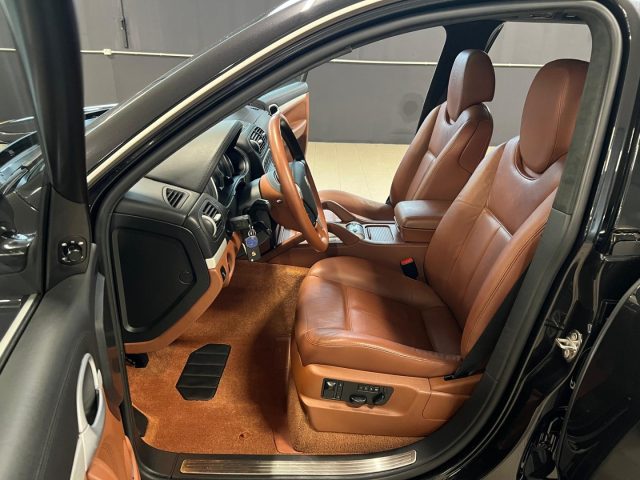 PORSCHE Cayenne usata, con Fari Xenon