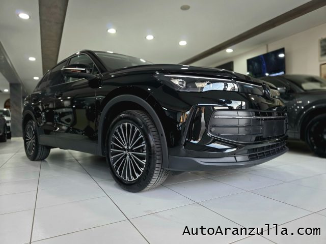 VOLKSWAGEN Tiguan usata, con Sedile posteriore sdoppiato