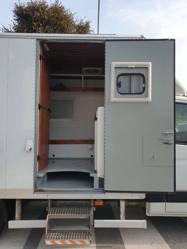 IVECO Daily usata, con Climatizzatore