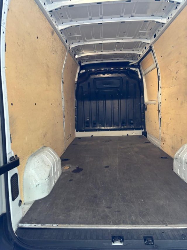 RENAULT Master usata, con Controllo trazione