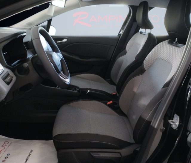 RENAULT Clio usata 12