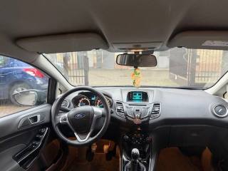 FORD Fiesta usata, con Boardcomputer
