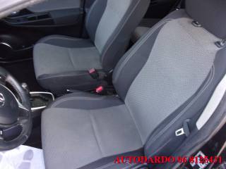TOYOTA Yaris usata, con Bluetooth