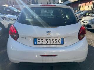 PEUGEOT 208 usata, con Autoradio