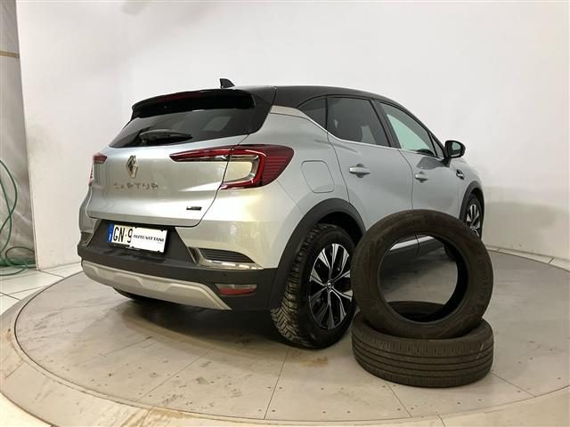 RENAULT Captur usata 26
