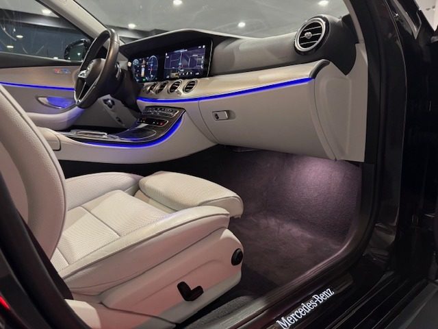 MERCEDES-BENZ E 300 usata, con Sedili riscaldati